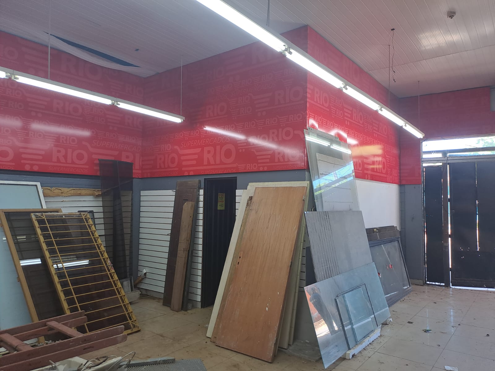 ALQUILO DEPOSITO EN SAN LORENZO — foto 3