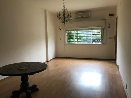 Excelente Casa Con Muy Buena UbicaciÓn.