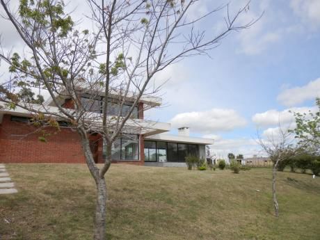 Casa A Estrenar En Cumbres De Carrasco