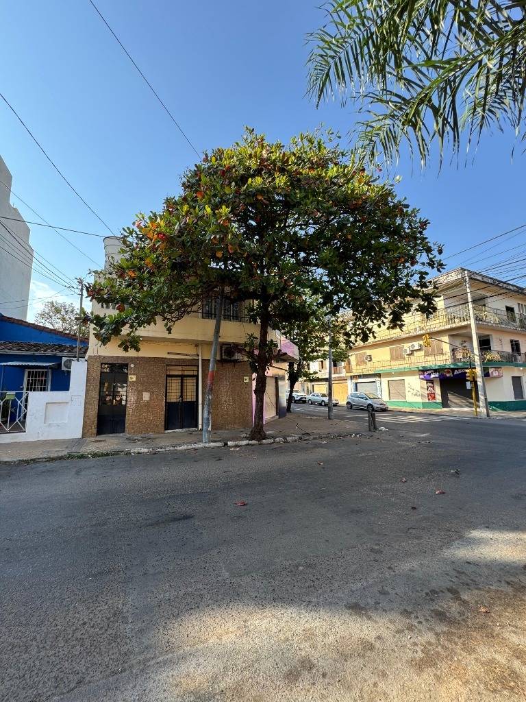 Vendo edificio con locales comerciales y departamentos (Todos alquilados) — foto 3