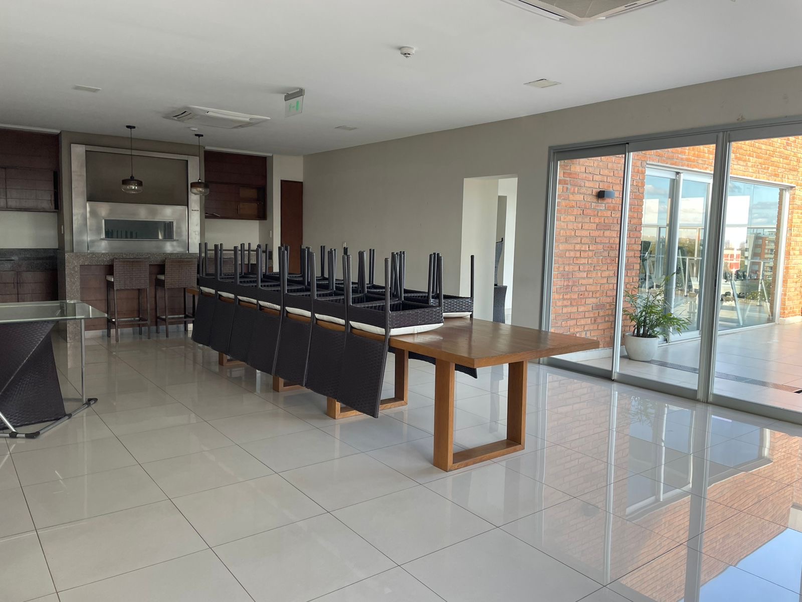 Alquilo dpto de 3 habitaciones zona Villa Morra — foto 2