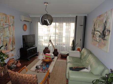 Apartamento En Alquiler De 3 Dorm + Servicio, Losa Y Garaje. Pocitos