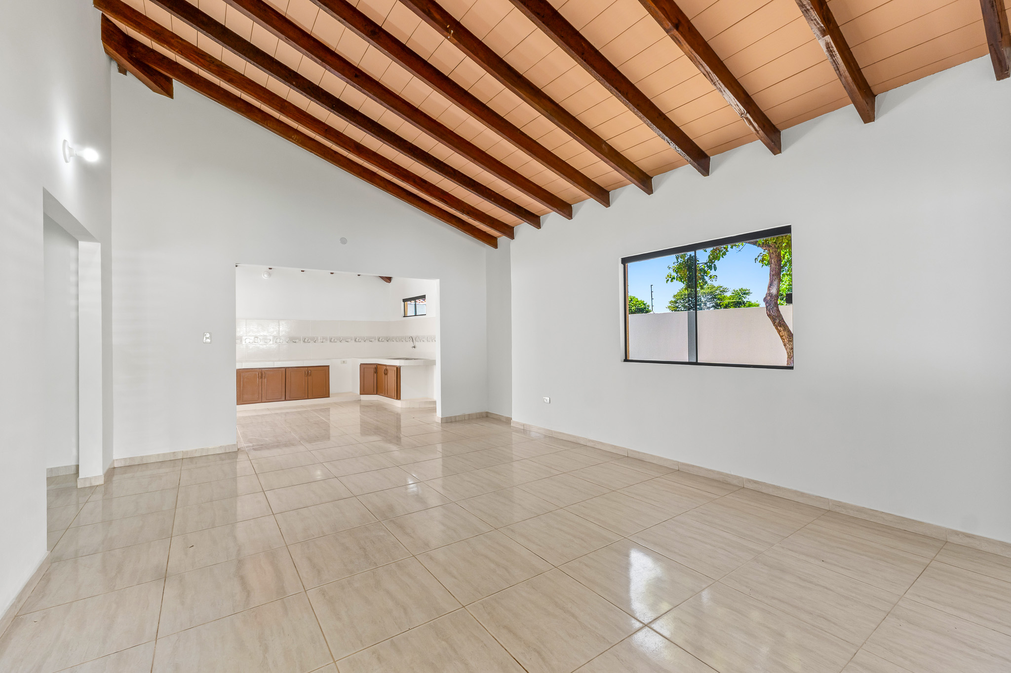 Casa En Venta – San Lorenzo |  A Cuadra  Av. Rosa Marengo — foto 2