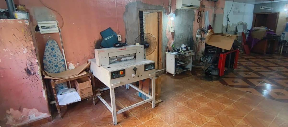 Se alquila local comercial a refaccionar zona Salvador del Mundo — foto 2