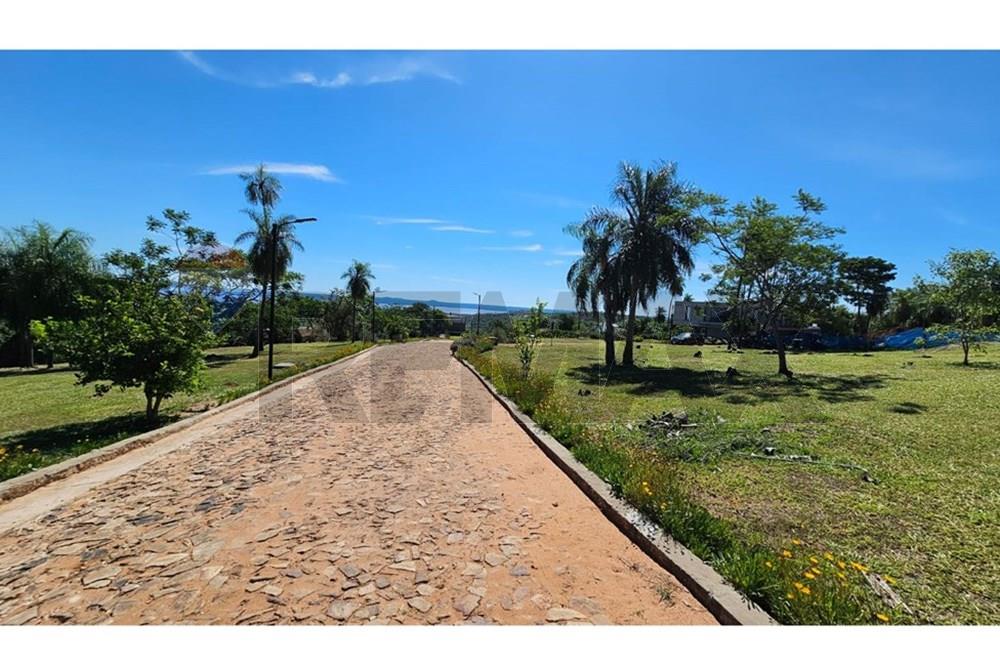 TERRENO EN ESQUINA BARRIO CERRADO ALTA PIETRA — foto 2