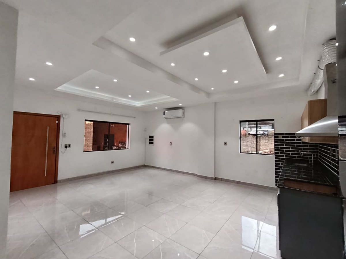 CASA EN ALQUILER EN MARIANO R. ALONSO - 3 DORMITORIO — foto 2