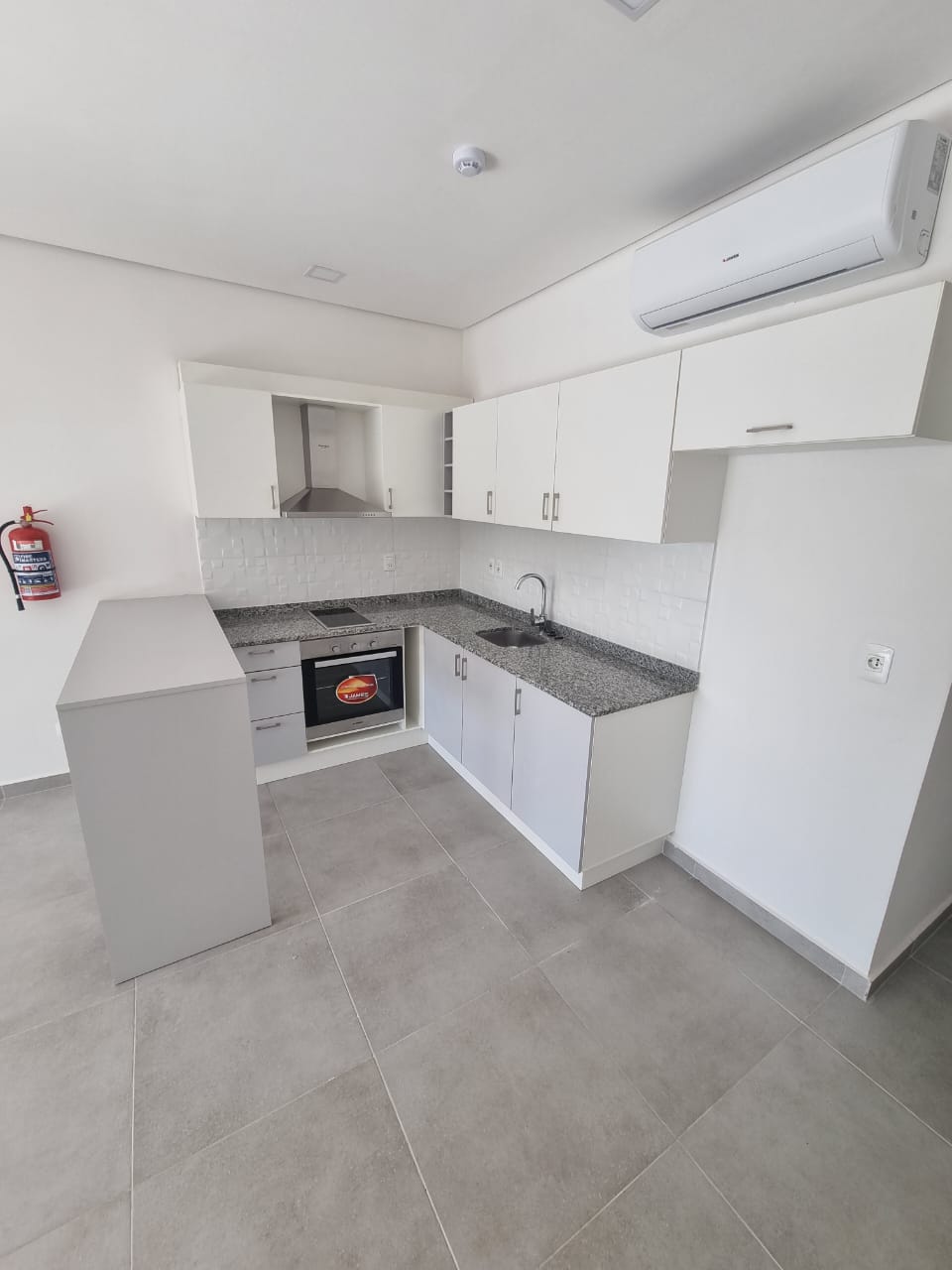 Departamento en alquiler en Herrera, Asunción — foto 2