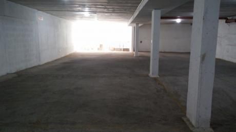 Alquilo Garage Pocitos Nuevo Muy Cerca Shopping Montevideo