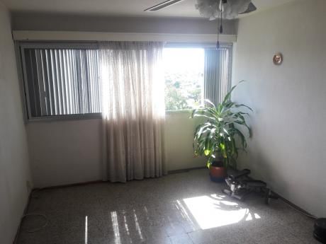 ***reservado*** En Complejo Euskal Erría 70