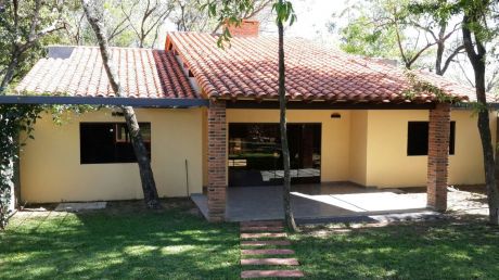 Vendo V-019 Casa Complejo Sadi - San Bernardino