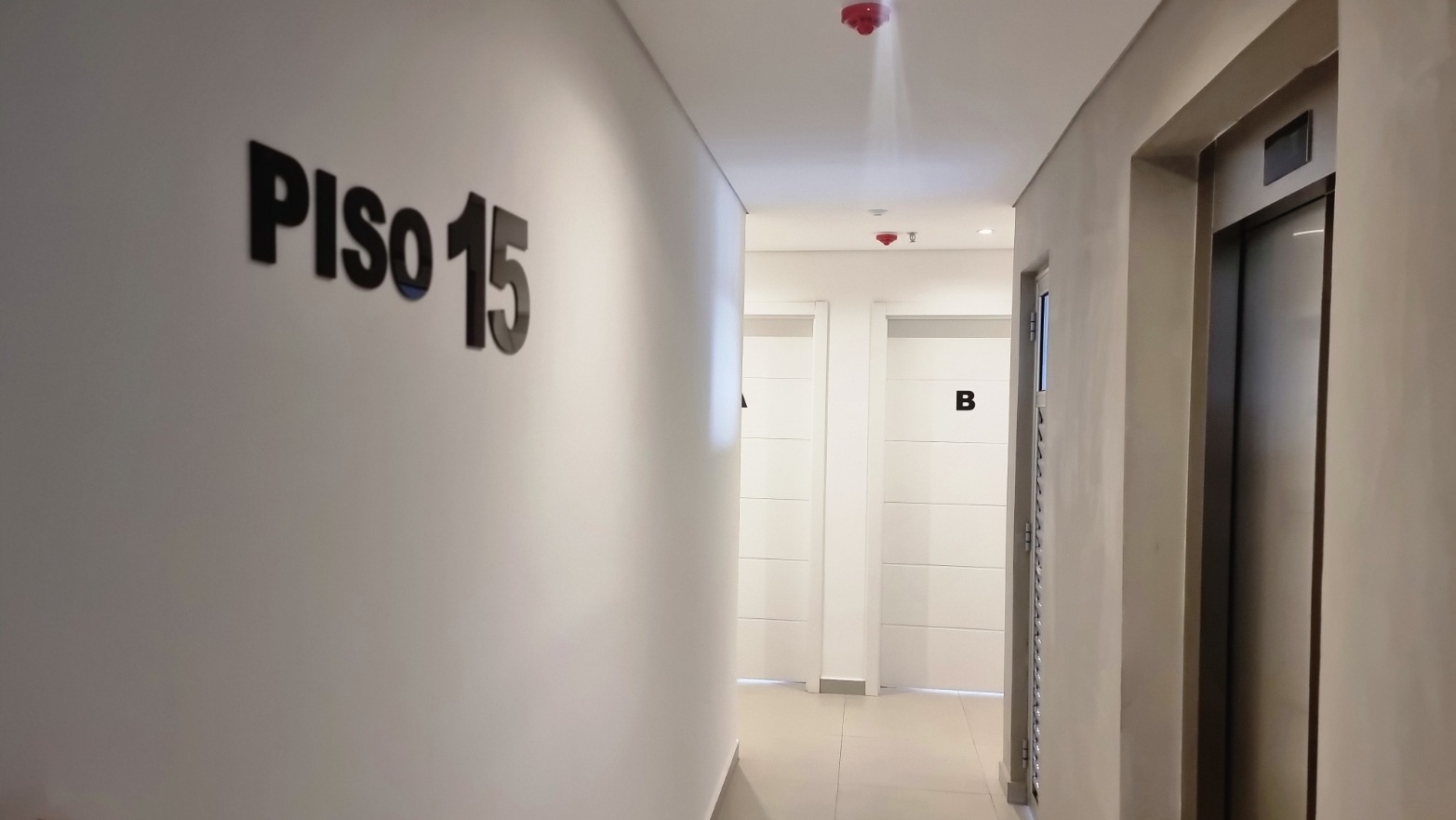 ALQUILO DEPARTAMENTO SEMI AMOBLADO – PUNTO MOLAS | PISO 10 B — foto 3