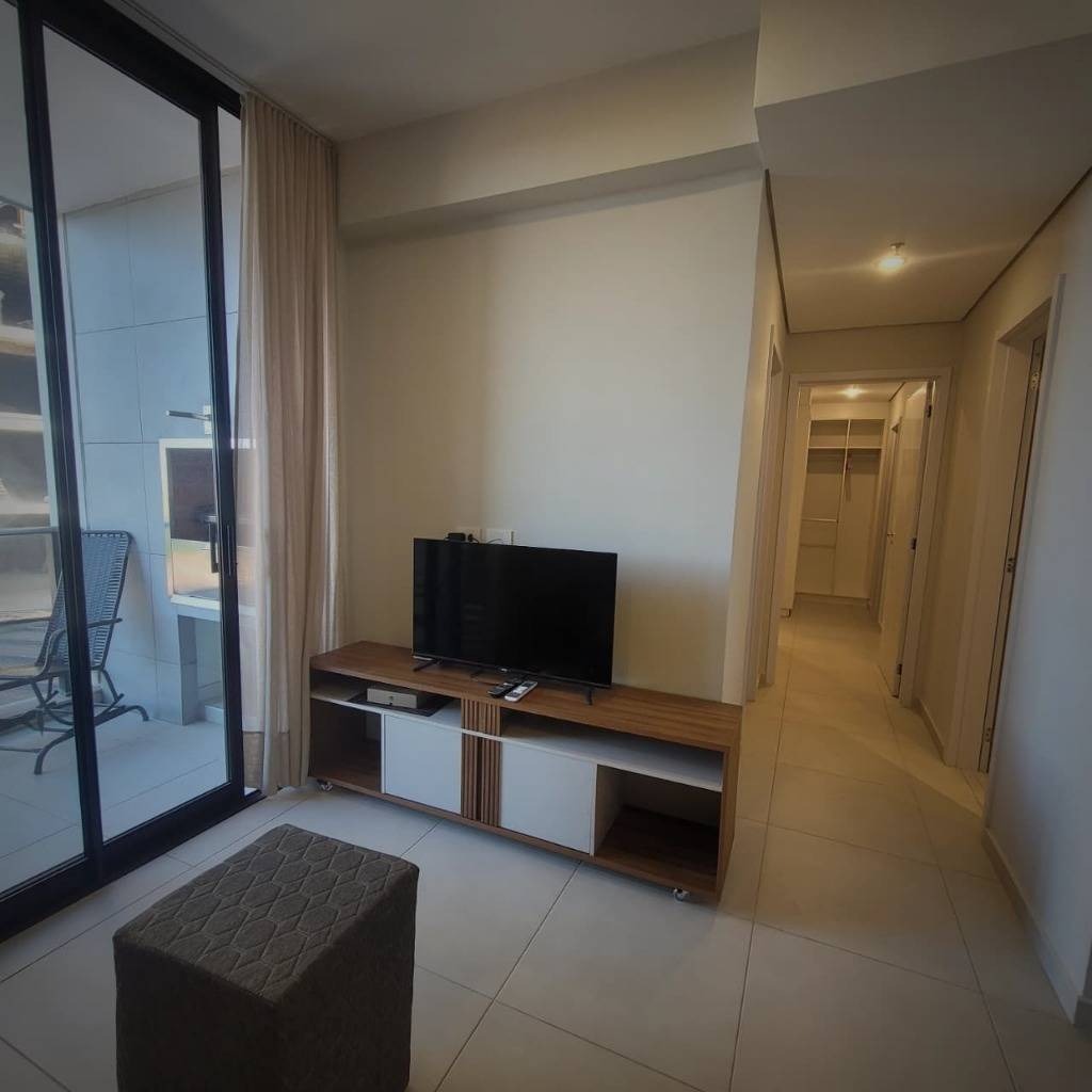 Alquilo Dpto de 2 habitaciones amoblada  en Boulevard Pinedo — foto 3