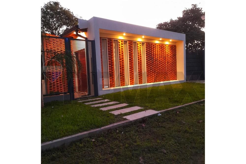 Venta-Amplia Residencia San Bernardino(Los Alpes) — foto 2
