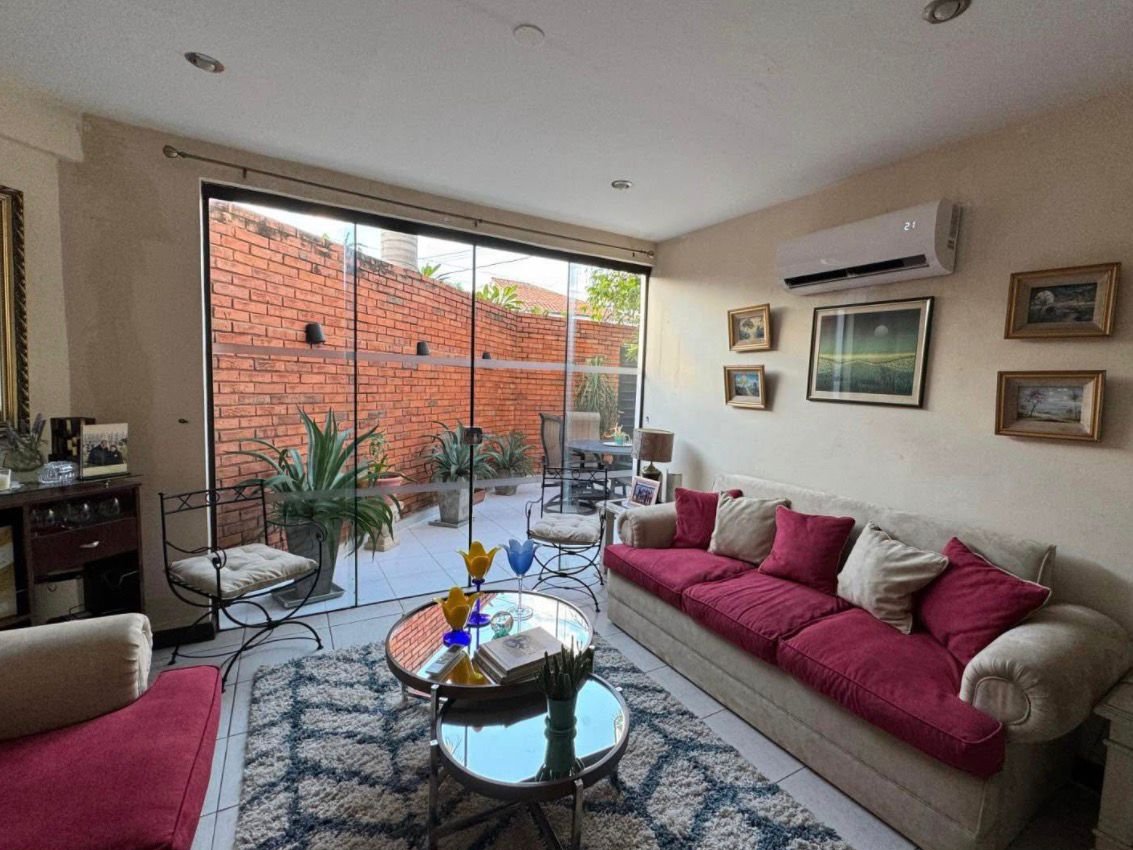 VENDO DUPLEX EN ESQUINA EN YCUA SATI — foto 3