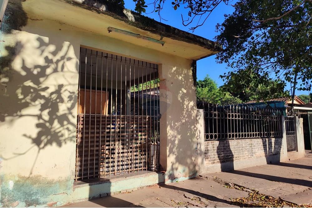 VENDO TERRENO CON CASA EN LUQUE TERCER BARRIO — foto 3