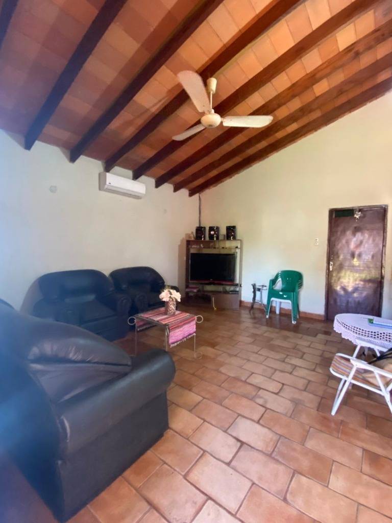 VENDO CASA EN REDUCTO A 900 MTS RUTA I — foto 3