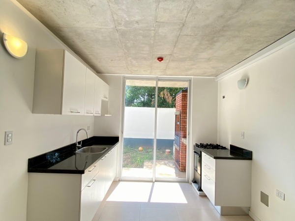 ALQUILO DUPLEX DE 2 HABITACIONES EN CONDOMINIO CERRADO EN LOMA MERLO — foto 3