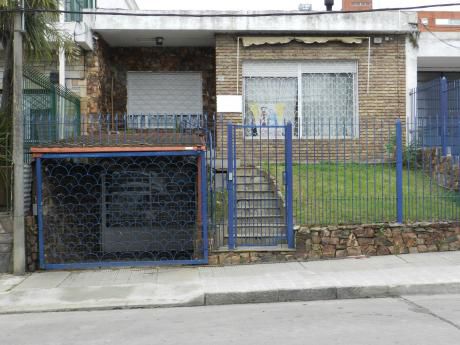 Excelente Casa ,proxima A 8 De Octubre Y Pan De Azucar