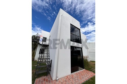 En Venta Chalet, Situado En  A Paso Del Club Puerta Del Lago — foto 2
