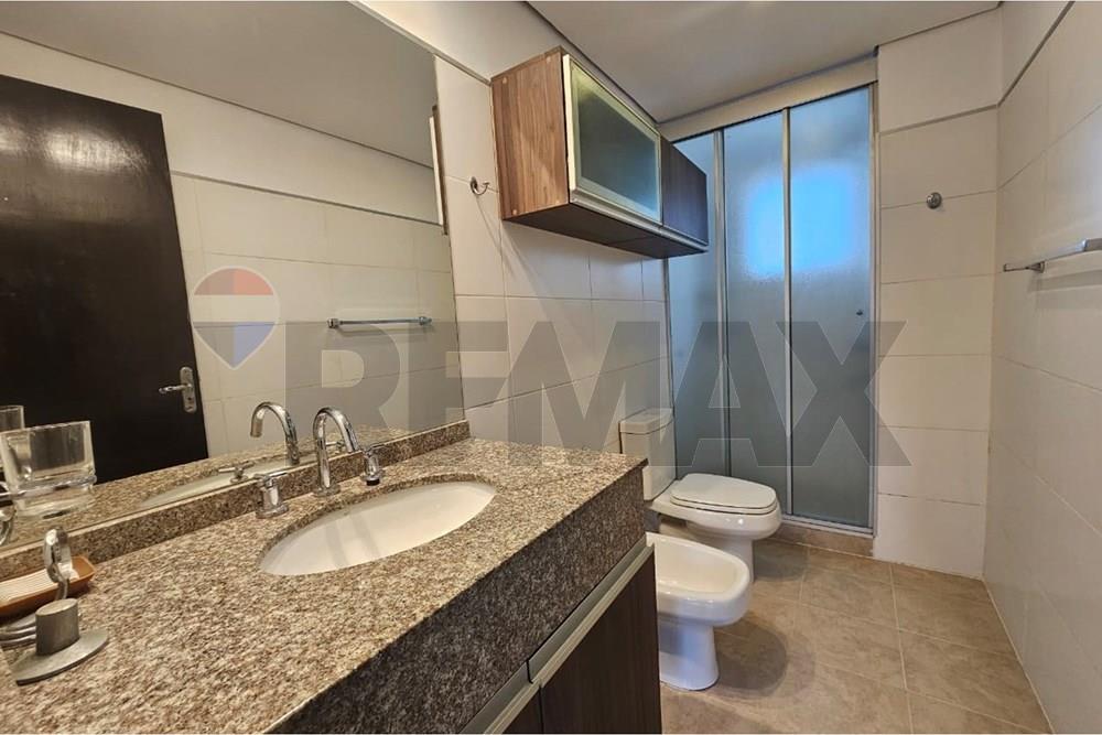 Departamento sobre Av. Molas López - Mburucuyá, Asunción. — foto 2