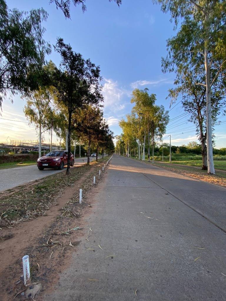 PROPIEDAD DE 1.300M2 SURUBI'I — foto 2