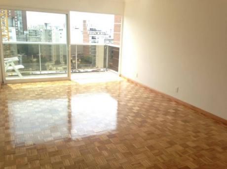 Con Renta / Todo A Nuevo C/gge Fijo / Piso Alto En Buen Punto