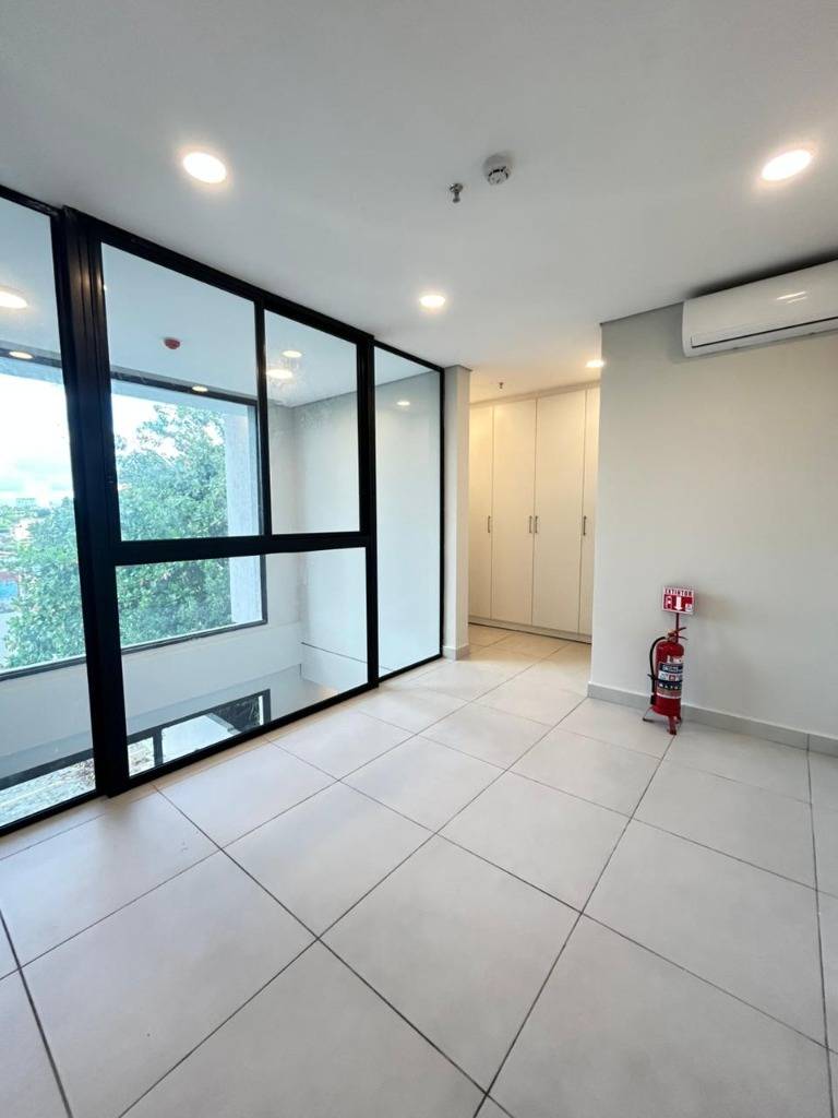 Departamento en alquiler en Aviadores del Chaco, Asunción — foto 2