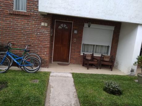 Casa En Cooperativa Prox. A Costa Urbana