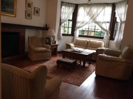 Casa De Estilo En Pocitos
