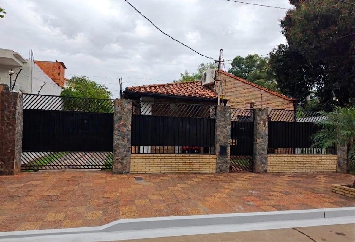 Alquiler De Casa En Fernando De La Mora — foto 2