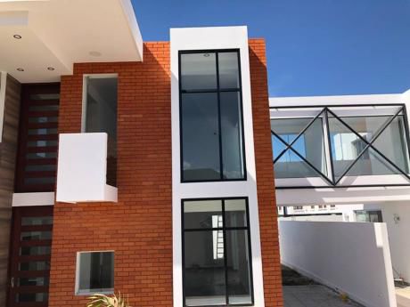 Condominio Cerrado Altos De Aranjuez