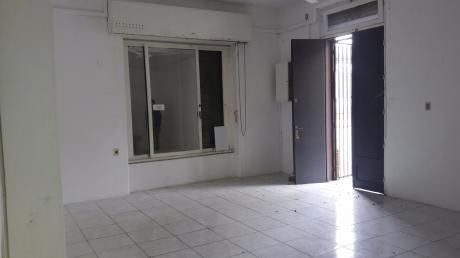 La Comercial, Local Esq 36 Mts, Sótano, Gran Oport, Todas Gtias!