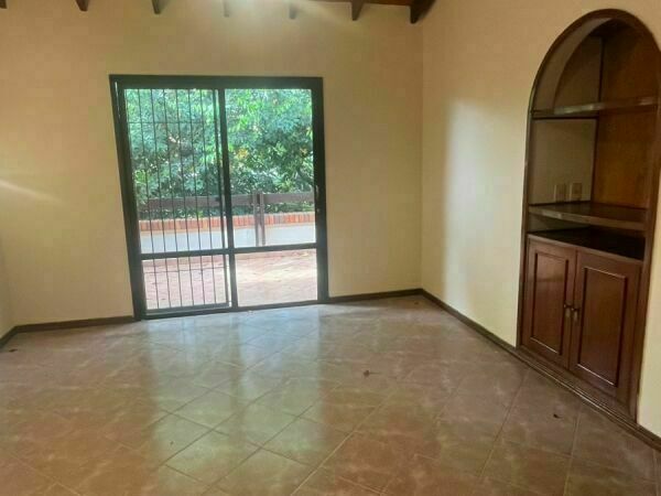 Casa en alquiler en Villa Aurelia