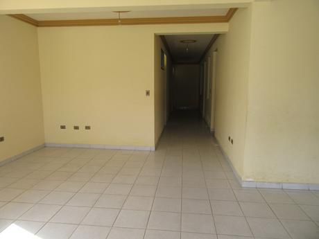 Departamento Independiente En Alquiler