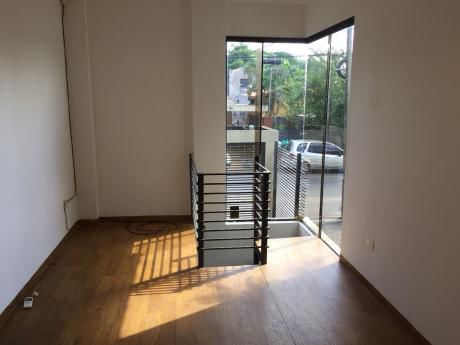 Alquilo Oficina En Barrio Jara