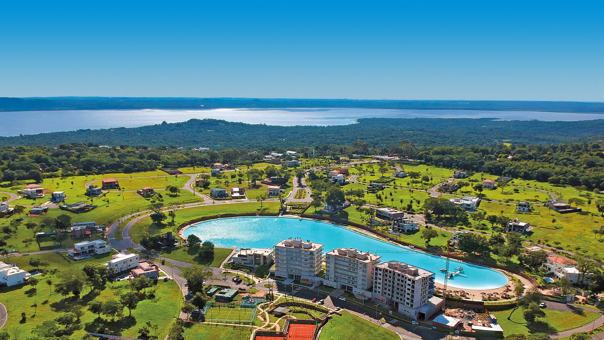 TERRENO EN AQUAVILLAGE CON VISTA AL LAGO — foto 3