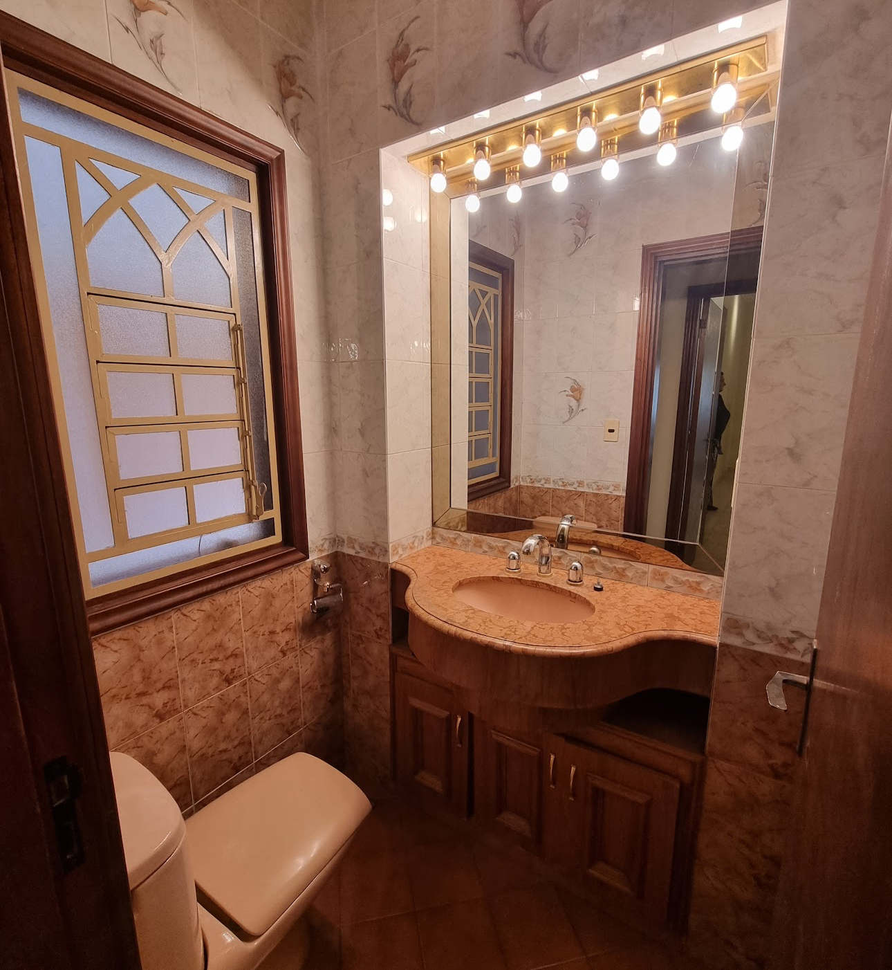 Alquilo Duplex Amoblado Con Piscina en Bo.Ycua Sati. — foto 3