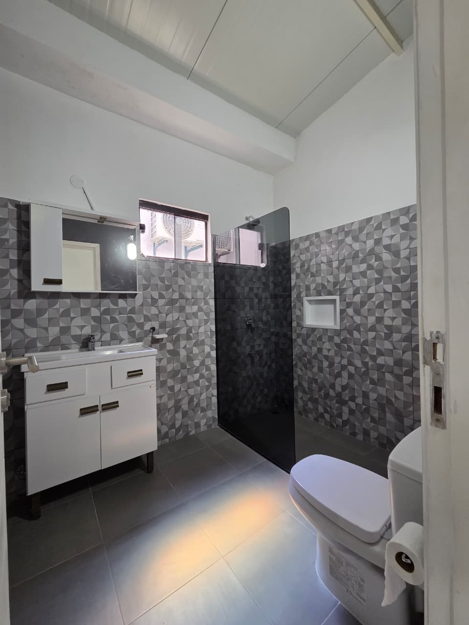 VENDO DÚPLEX A ESTRENAR EN SAN BERNARDINO — foto 3