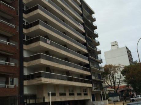 Alquiler Apto 1 Dormitorio, Con Garage Parque Batlle