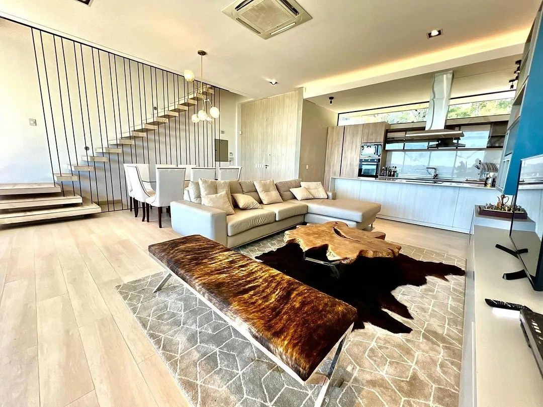 EN VENTA RESIDENCIA DE 4 NIVELES EN SAN BERBARDINO ZONA ANFITEATRO — foto 3