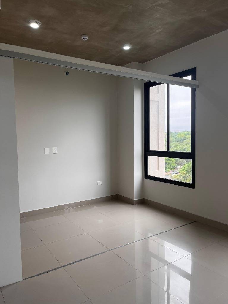 ALQUILO DEPARTAMENTO MONOAMBIENTE EN ZUBA 4, LUQUE — foto 2