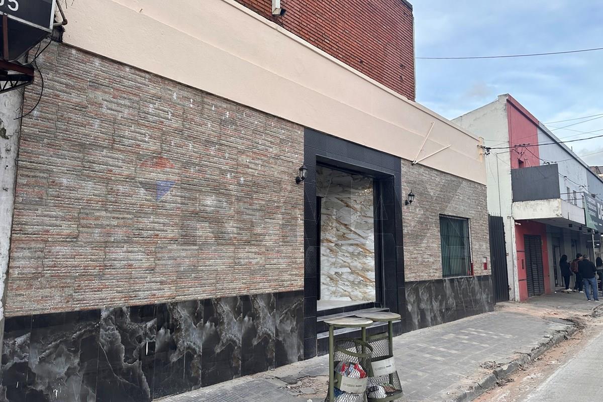 Catedral-Asunción Amplio Salon Comercial con 3 ambientes o Oficinas — foto 2