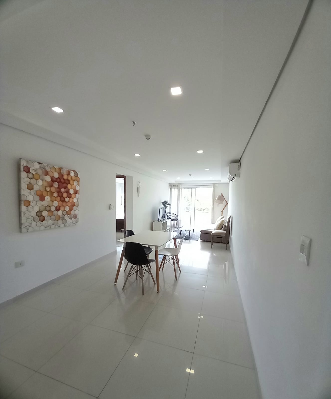 ALQUILO DEPARTAMENTO AMOBLADO DE DOS HABITACIONES EN BARRIO JARA. Cod RR — foto 2