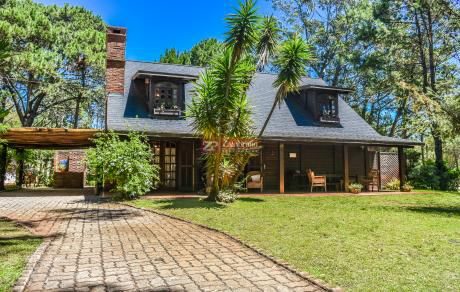 Impecable Casa En Punta Del Este!!