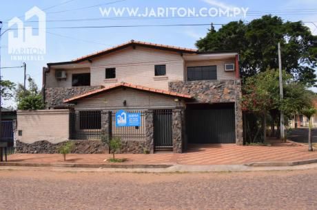 Hermosa Casa En San Lorenzo