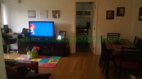 Excelente Oportunidad!! Apartamento De 2 Dormitorios Y Garaje Doble