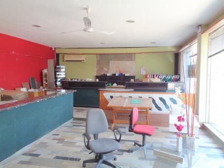 Excelente Local De 1100m2 En Alquiler Y Venta