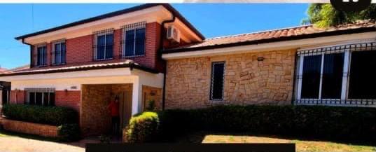**VENDO O ALQUILO CASA CON PISCINA Y QUINCHO EN LAS LOMAS – A REFACCIONAR** — foto 3