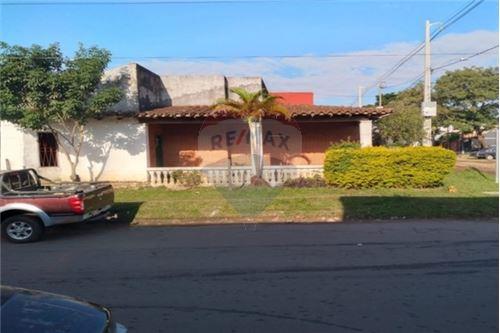 VENTA Terreno en ESQUINA Fernando de la mora — foto 3