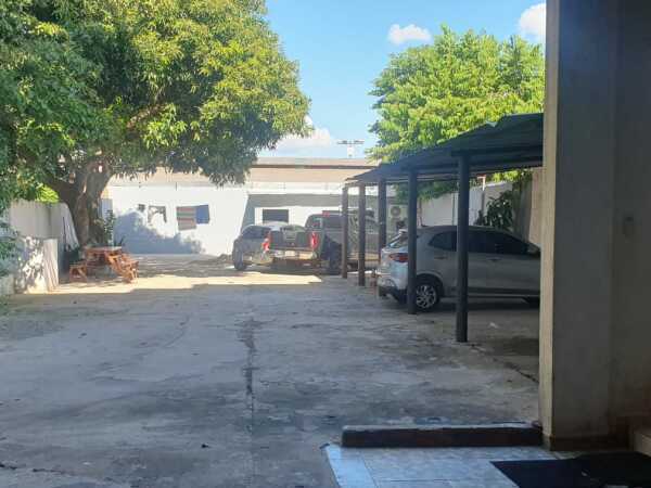 EDIFICIO EN VENTA PABLO ROJAS , KM 4 — foto 3